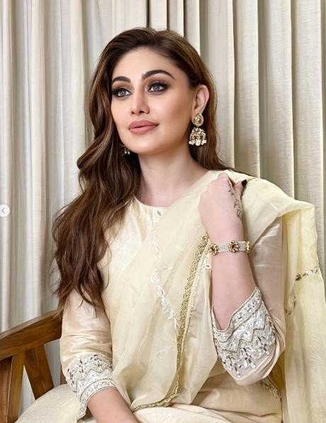 FOREVER ICONIC SHEFALI JARIWALA